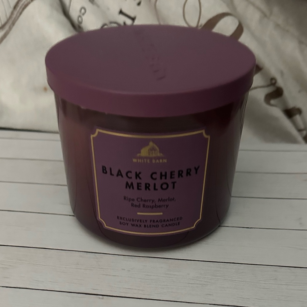 Bath & Body Works Purple Black Cherry Merlot Candle